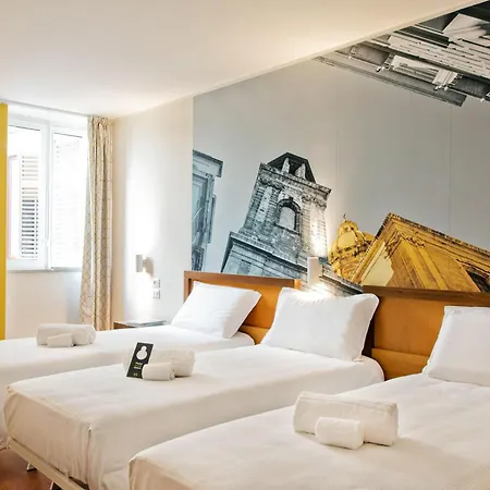 Quattro Canti Hotel