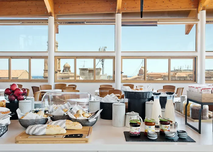 Quattro Canti Hotel 3*